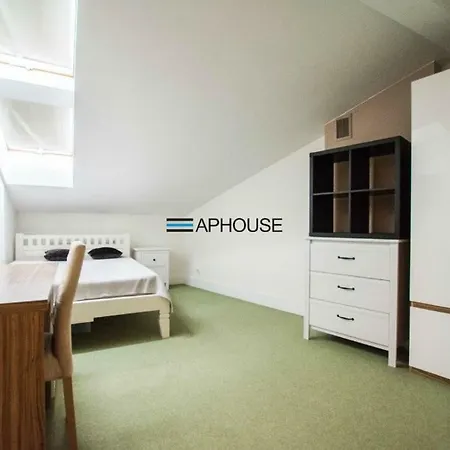 Daire Bright And Spacious *