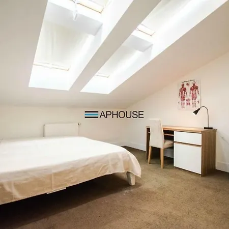 Bright And Spacious