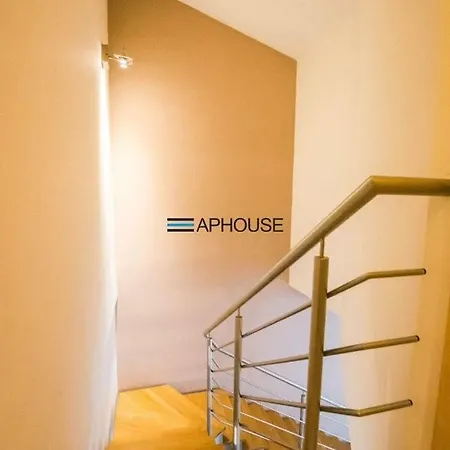 Bright And Spacious Apartman *